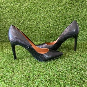 H&M black textured pumps size 39/ US 8